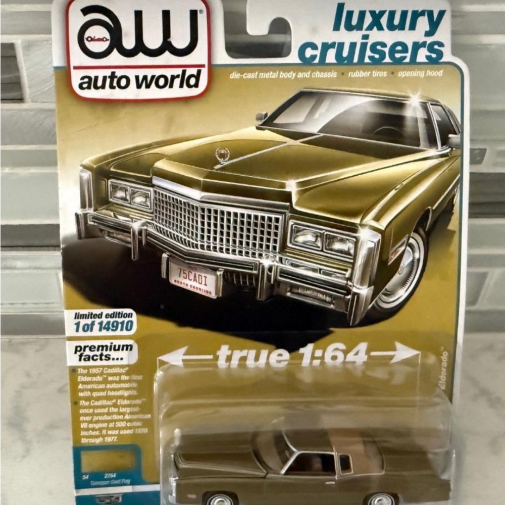 Luxury Cruisers Die-Cast Model Car - Gold